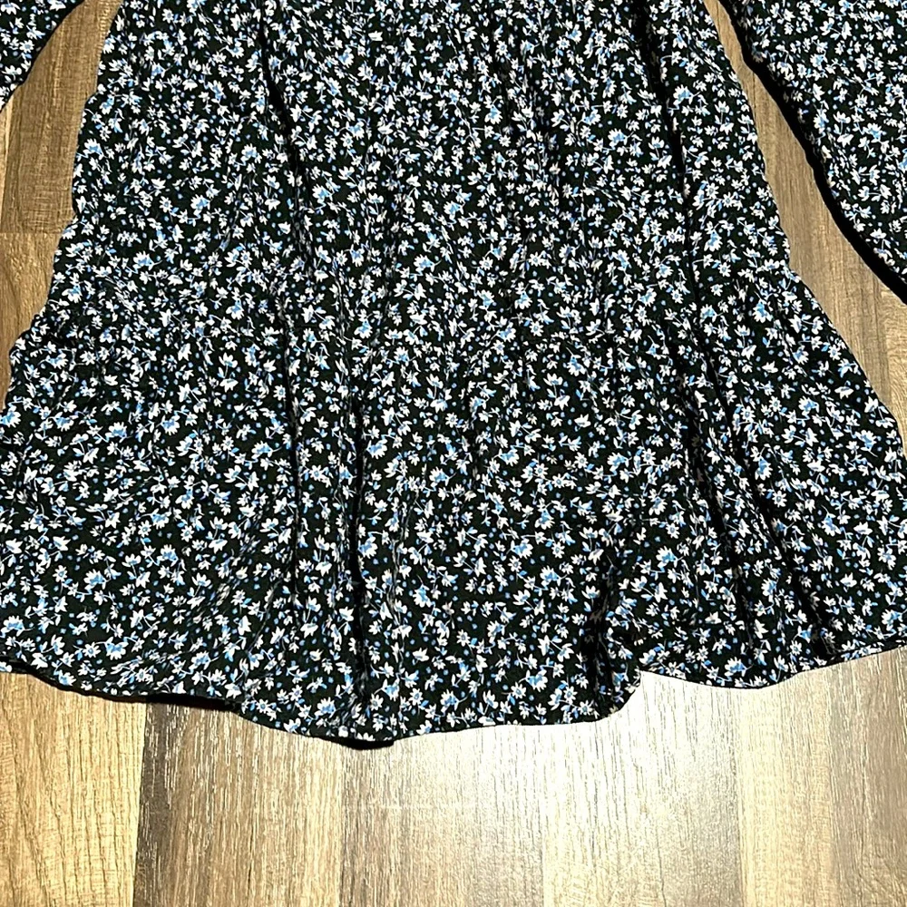 Zara Girls Black and Cream Flower Dress